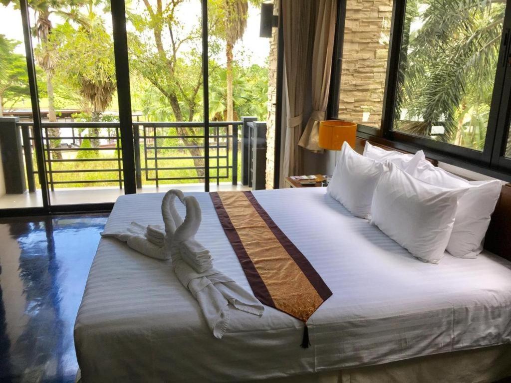 מלון נאקון פטום Suwan Golf & Country Club מראה חיצוני תמונה